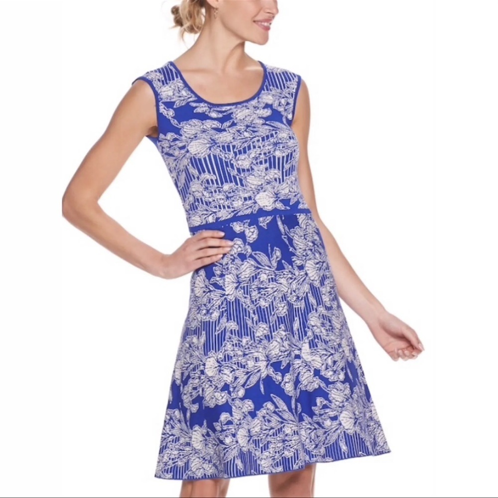 NWT NINA LEONARD FLORAL BRIGHT BLUE & WHITE KNIT DRESS SIZE M.